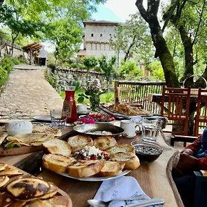 kulla-hupi.albaniahotels.org/
